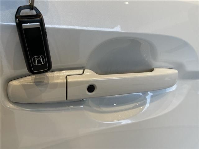 Honda N BOX 2021-11 182910-15
