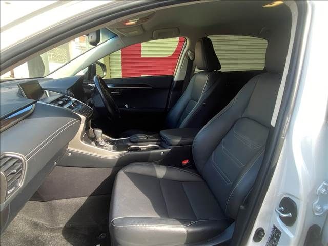 Lexus NX 2016-11 27346-7