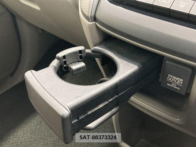 Honda STEP WGN 2017-07 368767-15