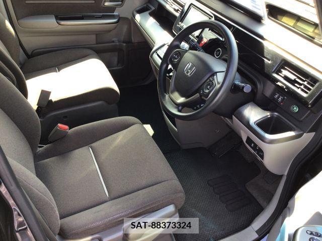 Honda STEP WGN 2017-07 368767-4