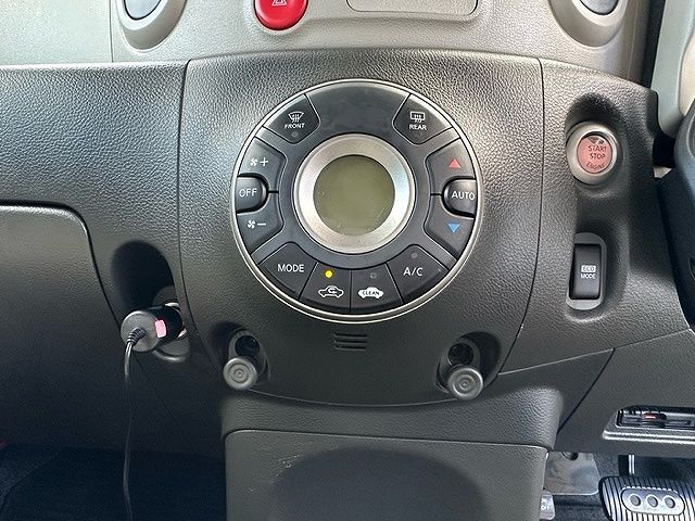 Nissan CUBE 2013-03 12813-14