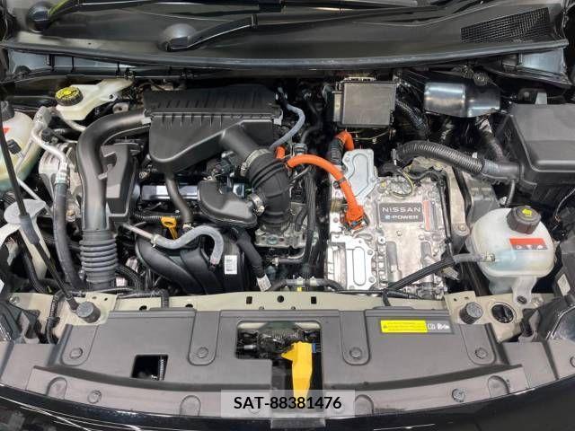 Nissan AURA 2022-01 372554-19
