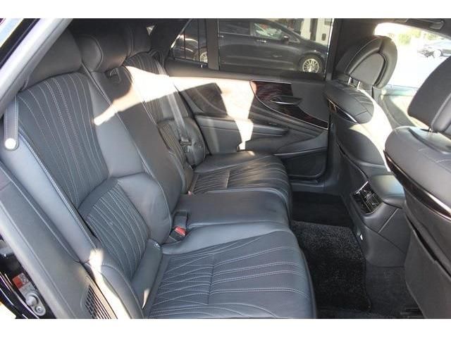 Lexus LS 2018-09 19117-15
