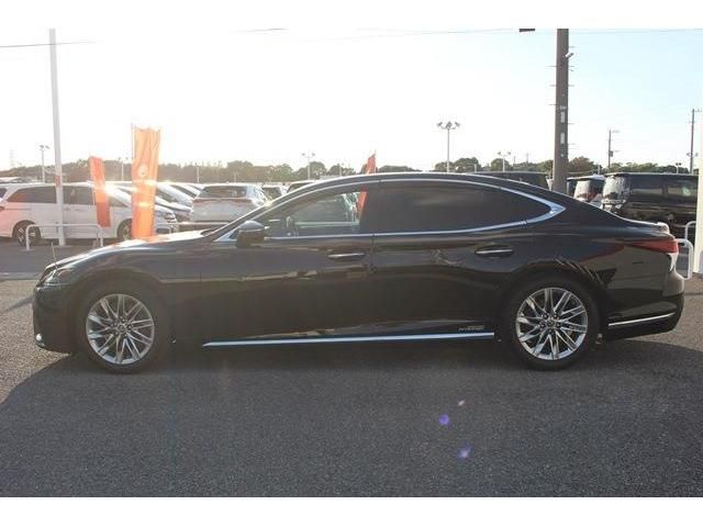 Lexus LS 2018-09 19117-8