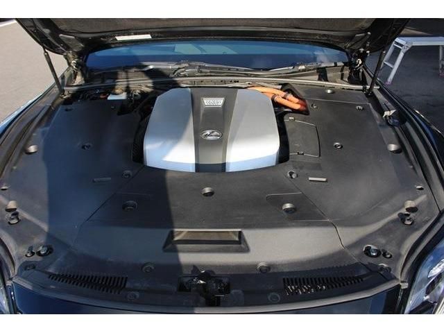 Lexus LS 2018-09 19117-18