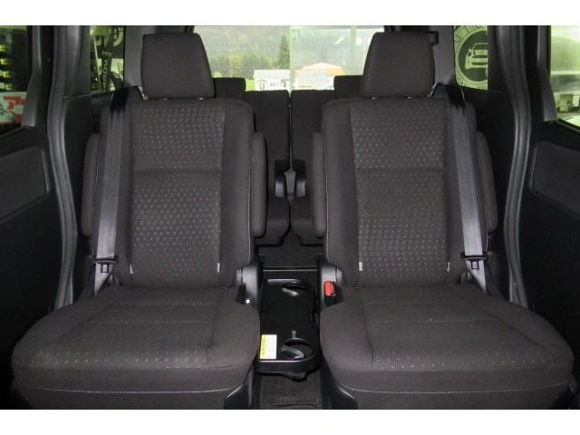 Toyota NOAH 2019-10 27124-7
