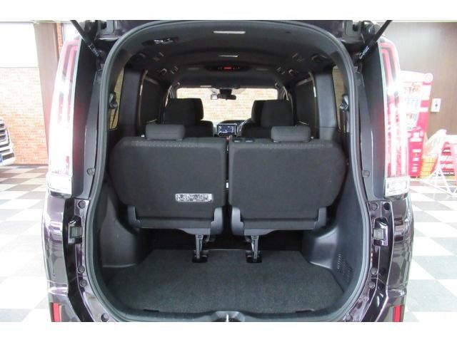 Toyota NOAH 2019-10 27124-11