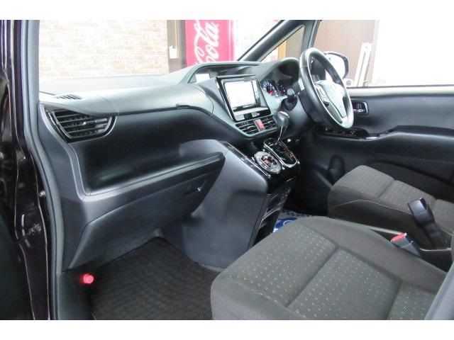 Toyota NOAH 2019-10 27124-5
