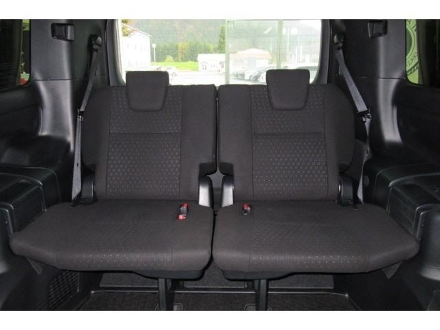 Toyota NOAH 2019-10 27124-10