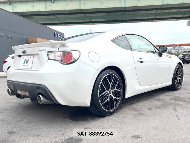 Subaru BRZ 2012-04 263277-19