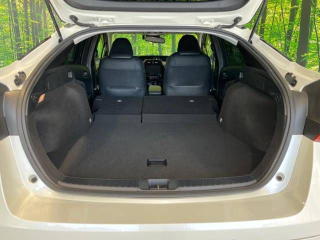 Toyota PRIUS 2019-03 20112-10
