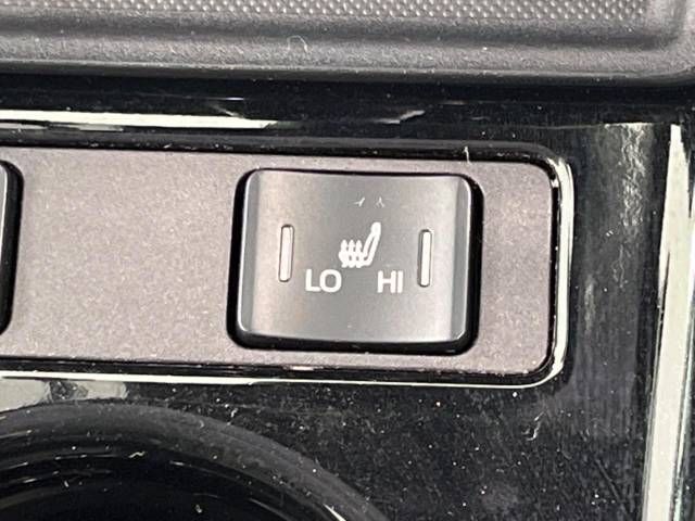 Toyota PRIUS 2019-03 20112-7