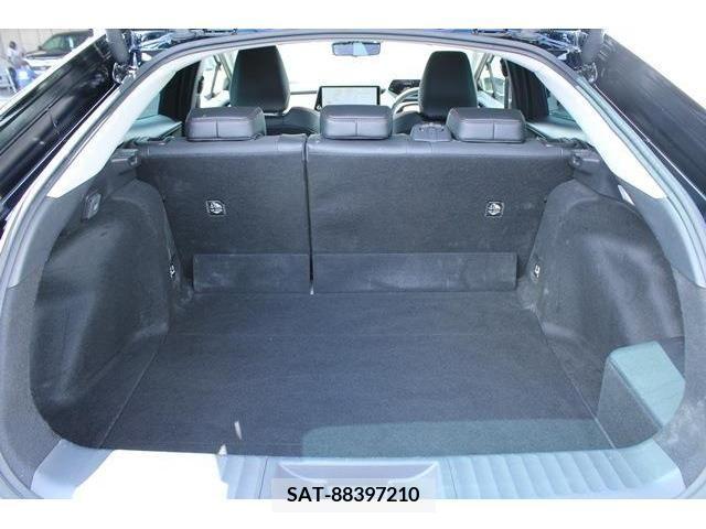 Toyota PRIUS 2023-06 313499-17
