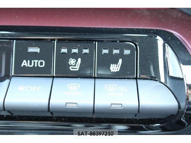 Toyota PRIUS 2023-06 313499-5