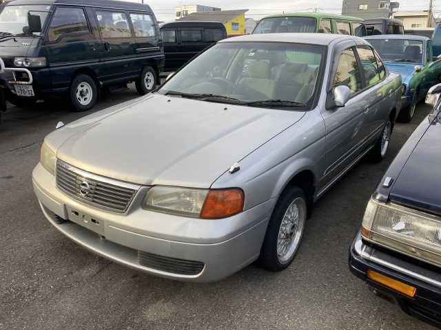 Nissan SUNNY 2003-04 180495-6