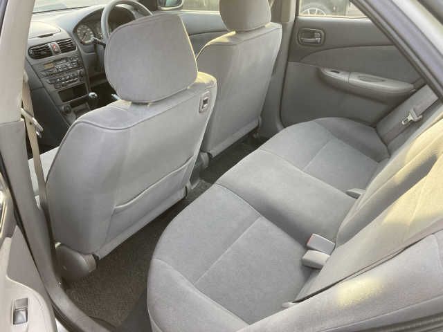 Nissan SUNNY 2003-04 180495-5
