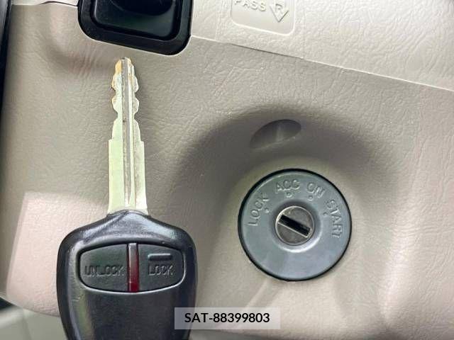 Nissan OTTI 2012-03 326785-4
