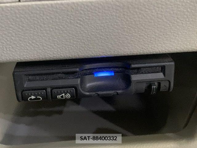 Daihatsu TANTO 2015-06 228288-11