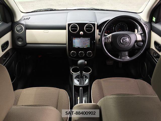Mazda VERISA 2011-02 301815-1