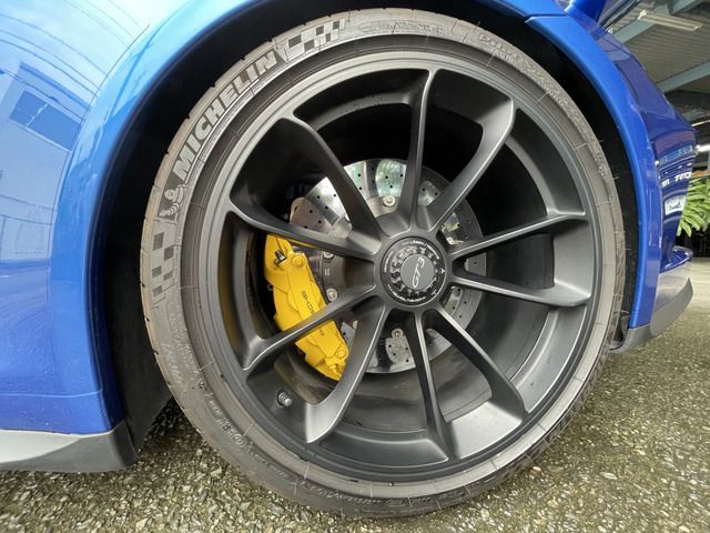 Porsche 911 2018-09 20505-19