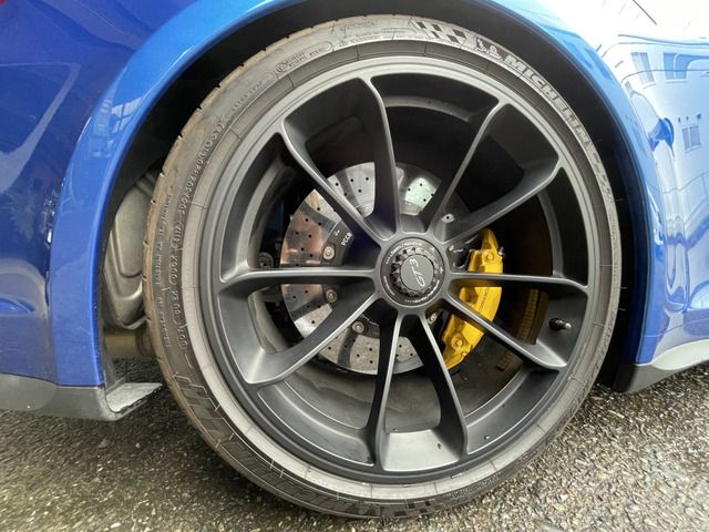 Porsche 911 2018-09 20505-8