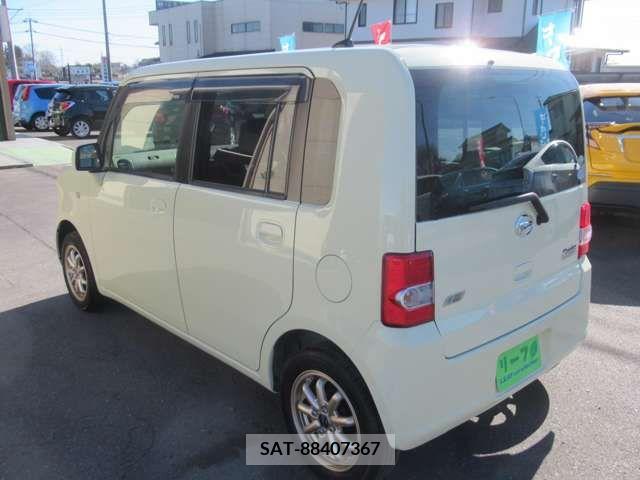 Daihatsu MOVE CONTE 2013-03 372330-4