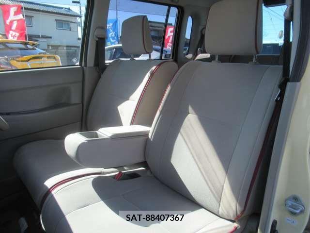 Daihatsu MOVE CONTE 2013-03 372330-13