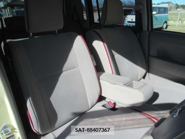 Daihatsu MOVE CONTE 2013-03 372330-11