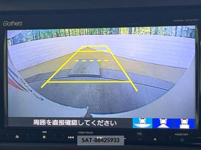 Honda N BOX CUSTOM 2015-11 278973-5