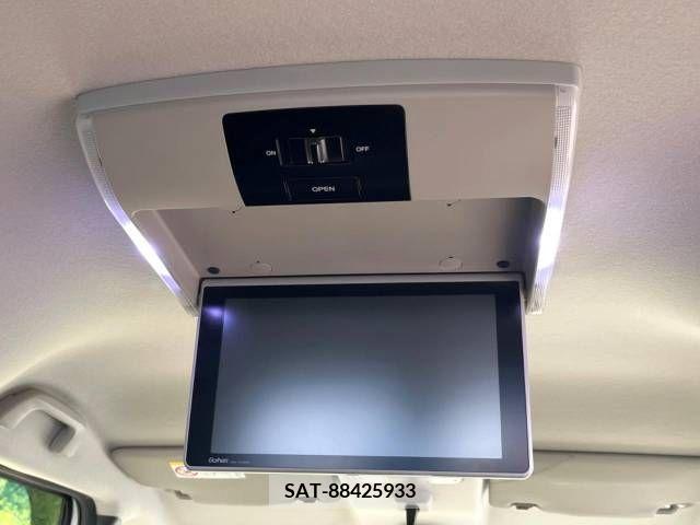 Honda N BOX CUSTOM 2015-11 278973-3