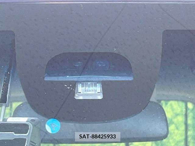 Honda N BOX CUSTOM 2015-11 278973-2