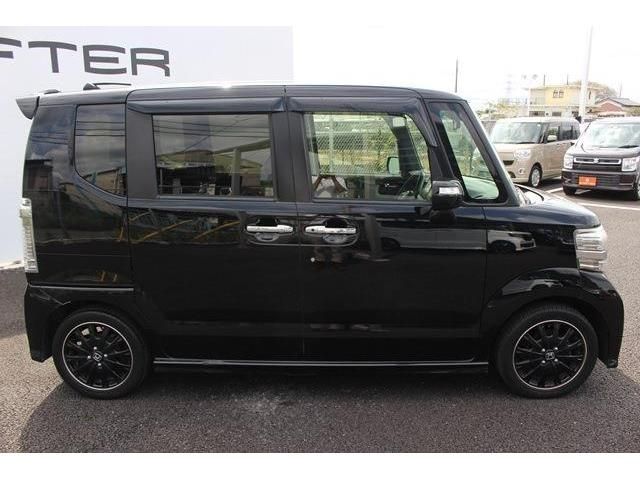 Honda N BOX CUSTOM 2017-04 12011-2