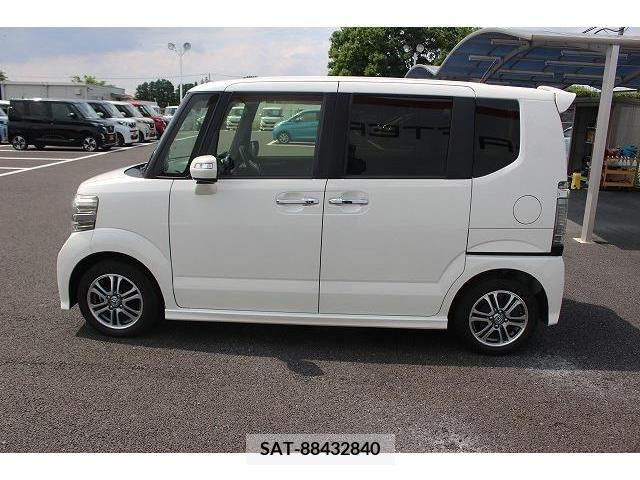 Honda N BOX CUSTOM 2015-11 279136-8