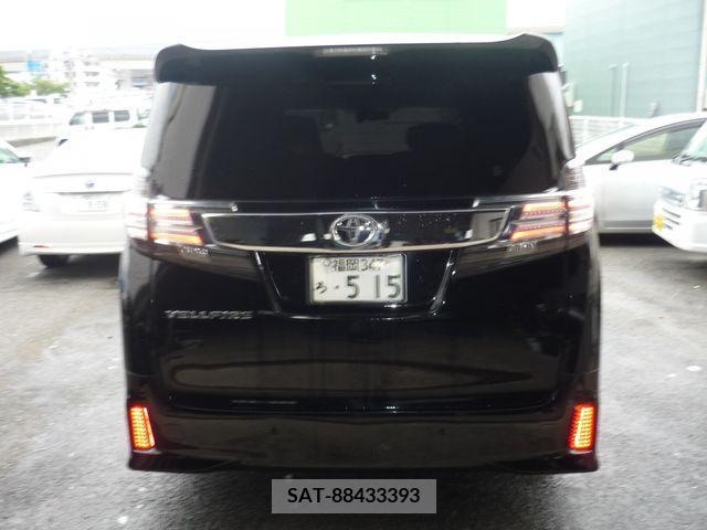 Toyota VELLFIRE 2015-10 381420-6