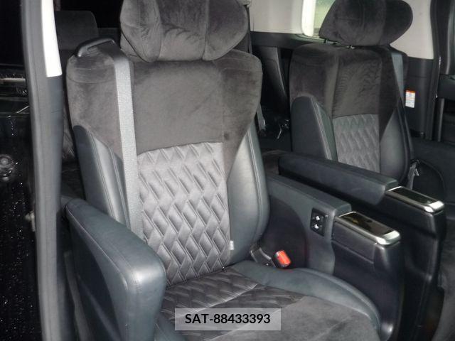 Toyota VELLFIRE 2015-10 381420-15