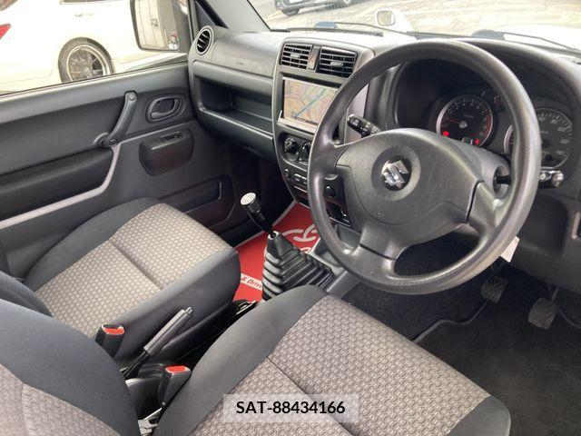 Suzuki JIMNY 2012-01 325663-1