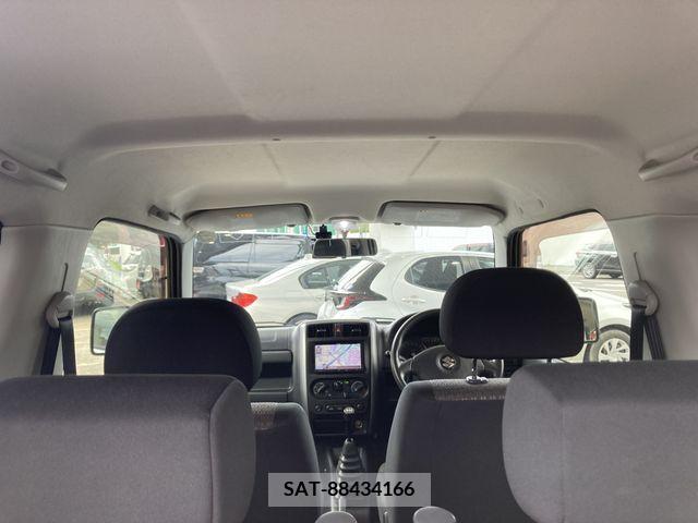 Suzuki JIMNY 2012-01 325663-9