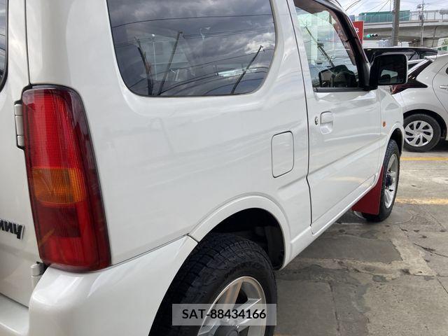 Suzuki JIMNY 2012-01 325663-6