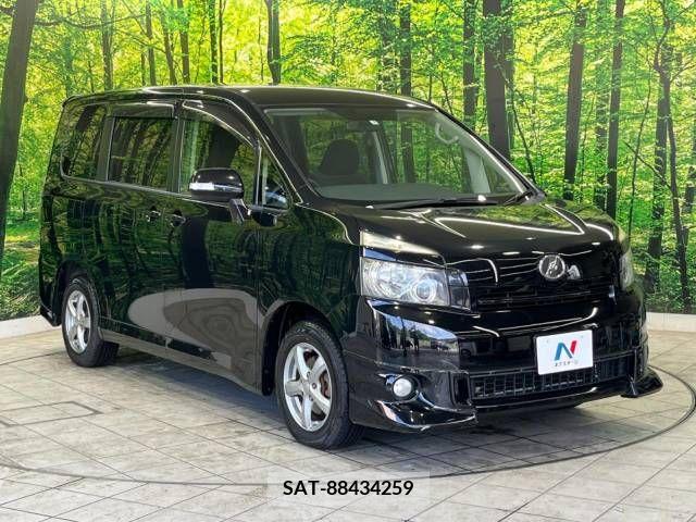 Toyota VOXY 2009-10 384926-17