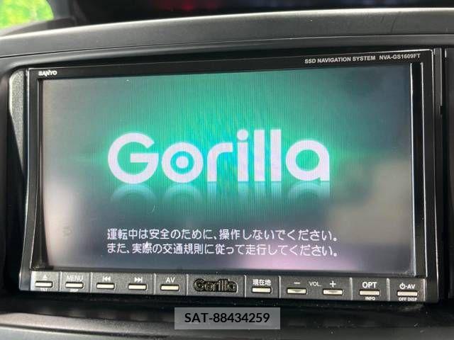 Toyota VOXY 2009-10 384926-2