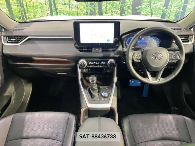 Toyota RAV4 2023-01 342465-1