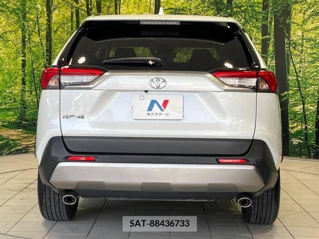 Toyota RAV4 2023-01 342465-15