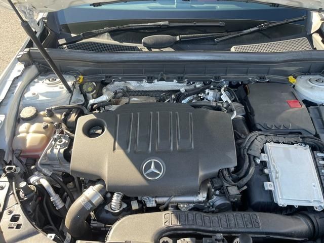 Mercedes Benz GLB-CLASS 2020-11 8860-16