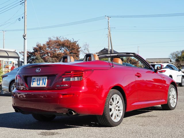 Lexus IS 2014-03 182051-5