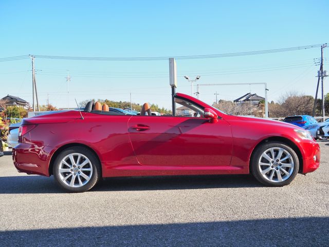 Lexus IS 2014-03 182051-9