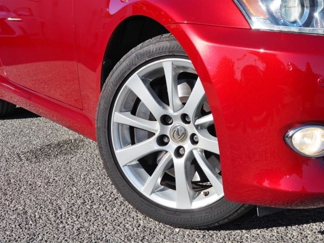 Lexus IS 2014-03 182051-11