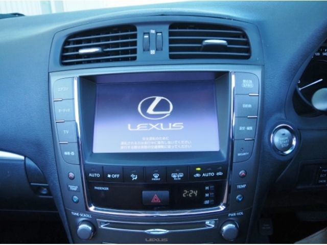 Lexus IS 2014-03 182051-20