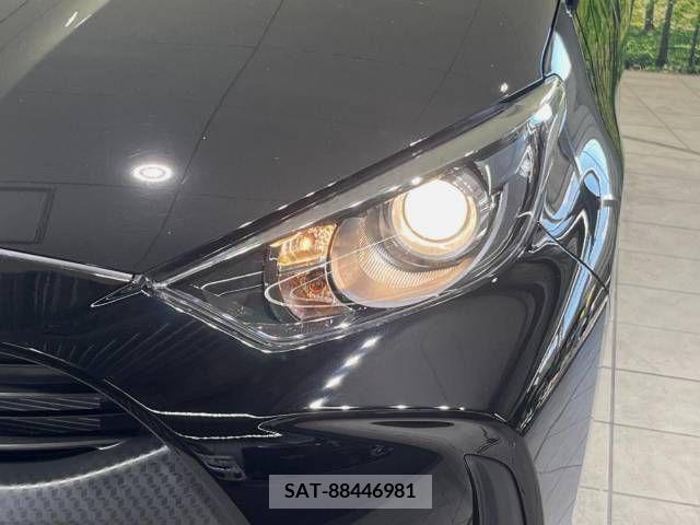 Toyota YARIS 2023-06 371465-12