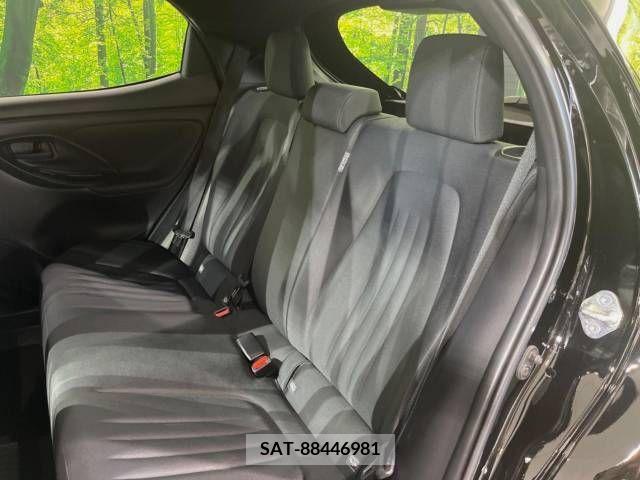 Toyota YARIS 2023-06 371465-9