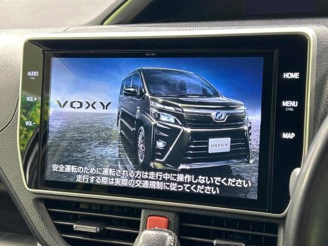 Toyota VOXY 2019-04 188798-2